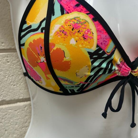 Edion Fruit Print Molded Bikini Top size M - Picture 4 of 8